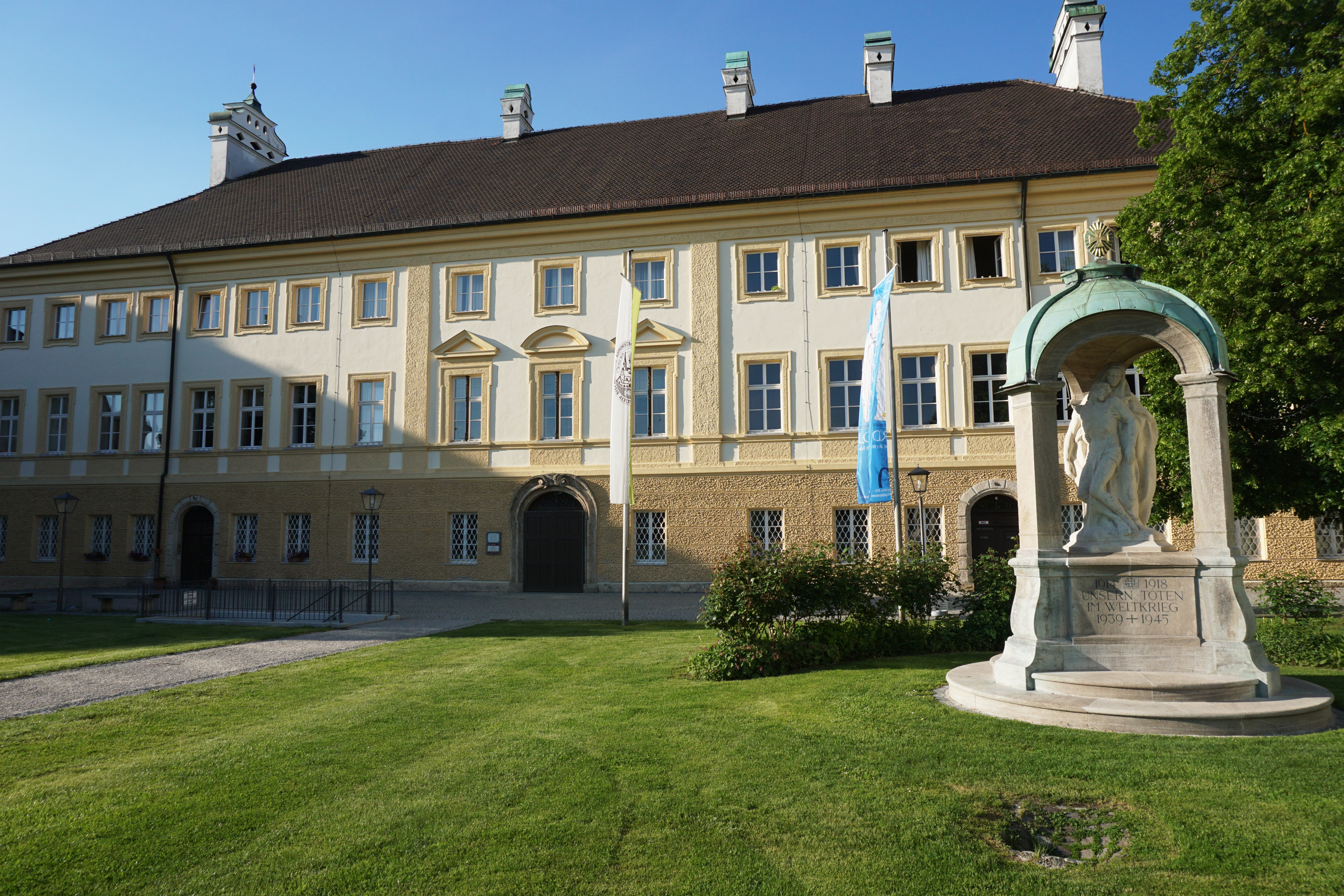 Schatzkammer Altötting Gebäude