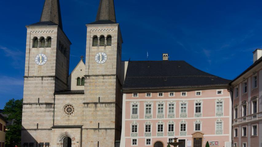 Schloss Berchtesgaden mit Stiftskirche